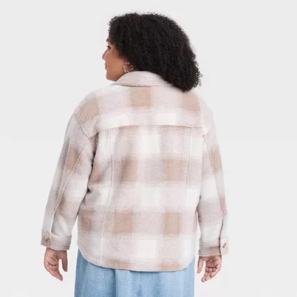 Plaid flannel 4-pocket tan & cream shacket 1X recycled polyester NWOT - Picture 4 of 8